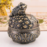 Lucky Toad Ashtray with Lid for Outdoor Patio Money Frog Cool Metal Ash Tray with Lid Covered Smokeless Lidded Windproof