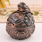 Lucky Toad Ashtray with Lid for Outdoor Patio Money Frog Cool Metal Ash Tray with Lid Covered Smokeless Lidded Windproof