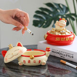 Cute Cat Ashtray with Lid Cool Resin Covered Outdoor Ash Tray Lucky Fortune Maneki Neko Windproof Smokeless Modern Contemporary